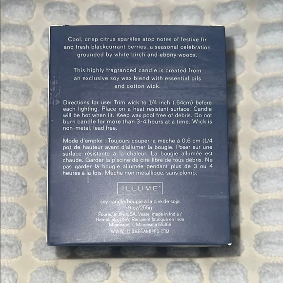 Illume North Sky Luxury Soy Candle - Blue - Picture 3 of 5